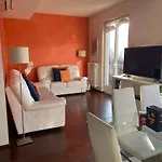 La Bella Nyaraló *